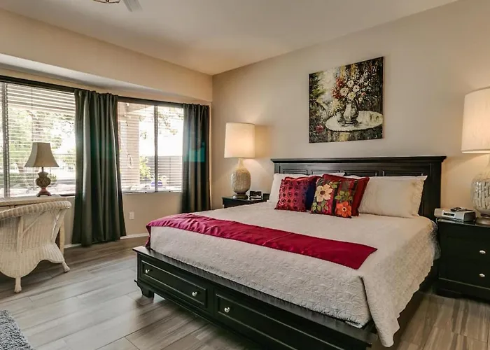 Spectacular Golf Course With Pool And Views *