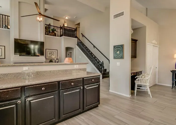 Spectacular Golf Course With Pool And Views *